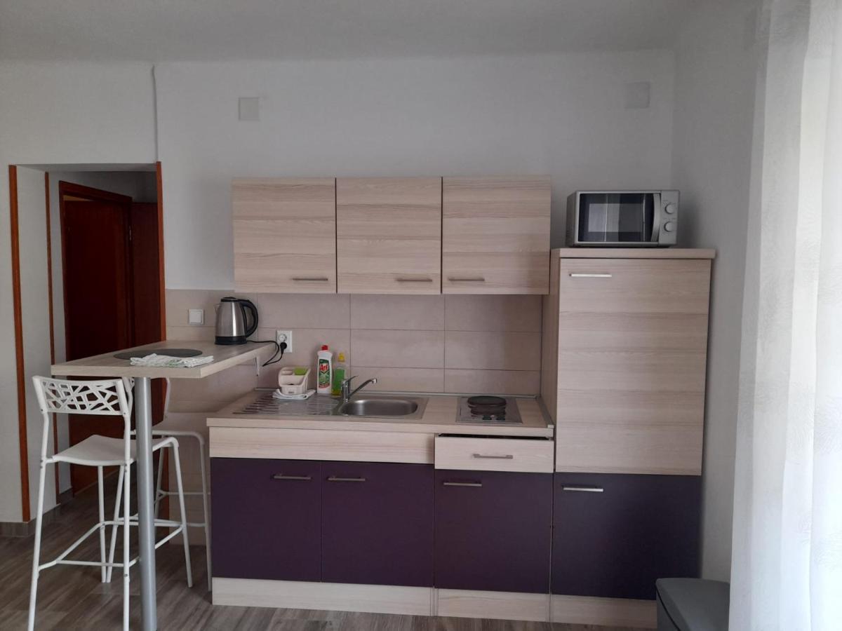 Rooms & Apartments Kaurloto Pag Town Zewnętrze zdjęcie