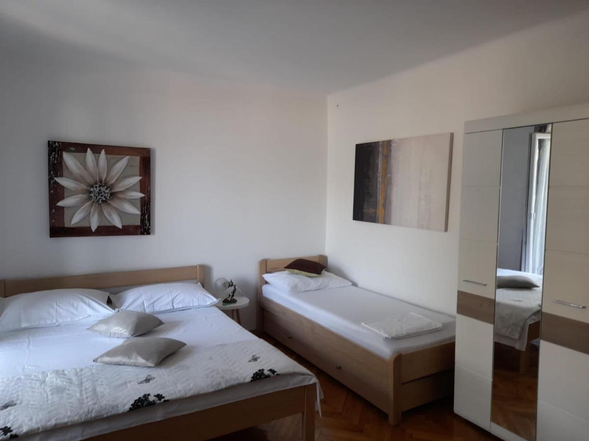 Rooms & Apartments Kaurloto Pag Town Zewnętrze zdjęcie