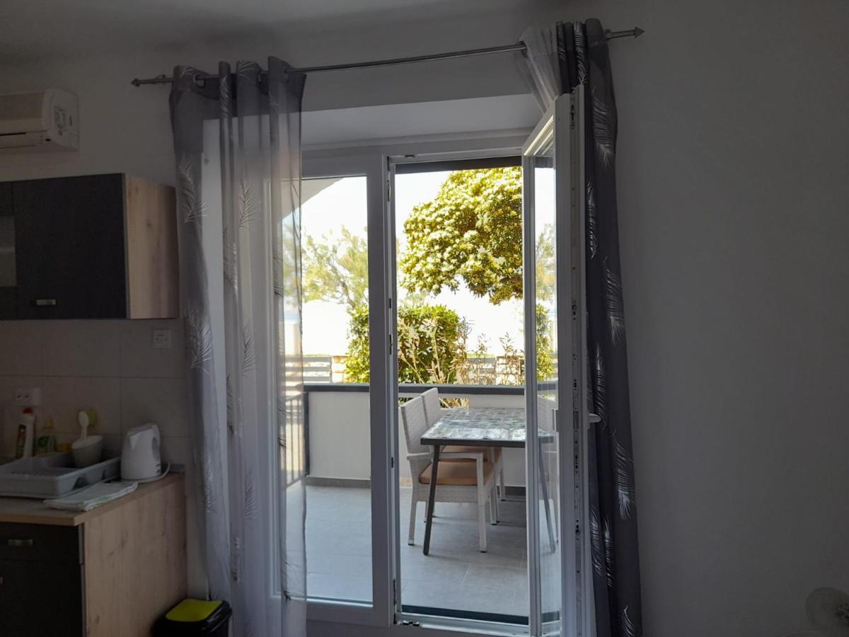 Rooms & Apartments Kaurloto Pag Town Zewnętrze zdjęcie