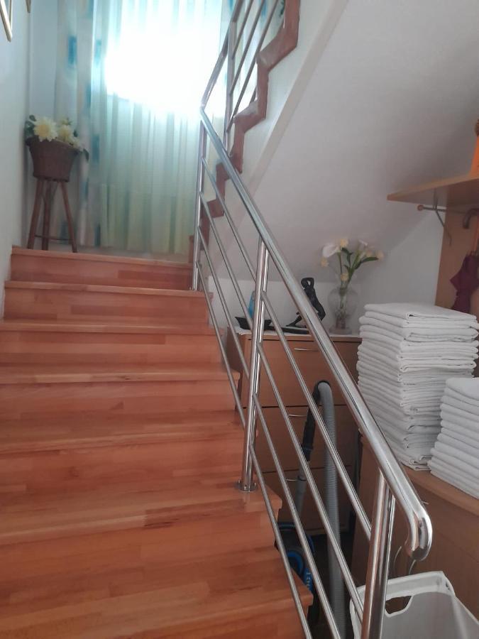 Rooms & Apartments Kaurloto Pag Town Zewnętrze zdjęcie