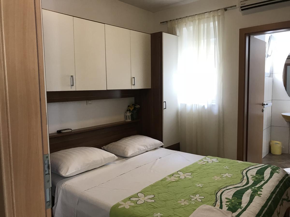 Rooms & Apartments Kaurloto Pag Town Zewnętrze zdjęcie