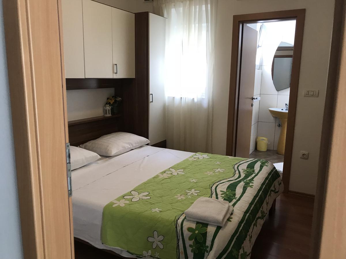 Rooms & Apartments Kaurloto Pag Town Zewnętrze zdjęcie